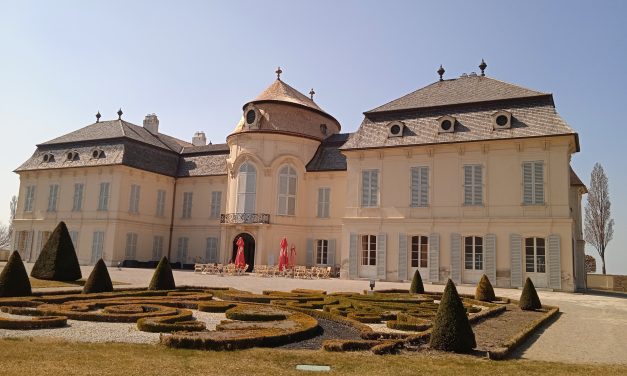 Csokoládé- és Kastély túra Ausztriában, 2022.03.26.